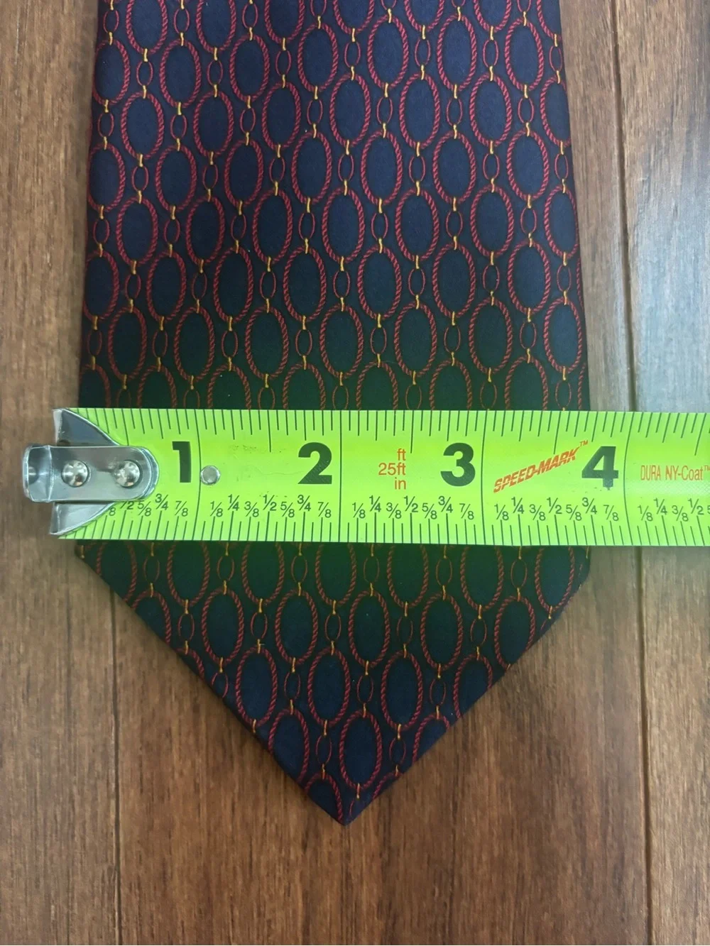 Gucci Navy and Burgundy Geometric Oval Silk Tie